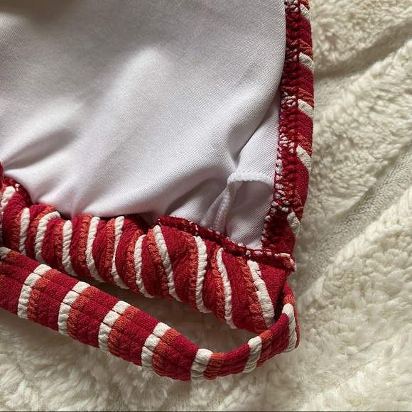 Cupshe Triangle Bikini Top Red & White Striped Size Large - Picture 6 of 9